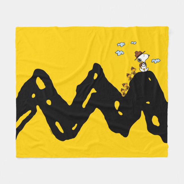 Peanuts | Snoopy & Woodstock Scout Troop Hike Fleece Blanket (Front (Horizontal))
