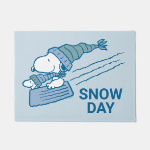 Peanuts   Snoopy & Woodstock Sledding Doormat