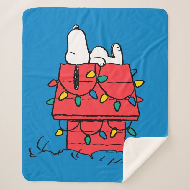 Peanuts | Snoopy's Dog House With Lights Sherpa Blanket (Front)