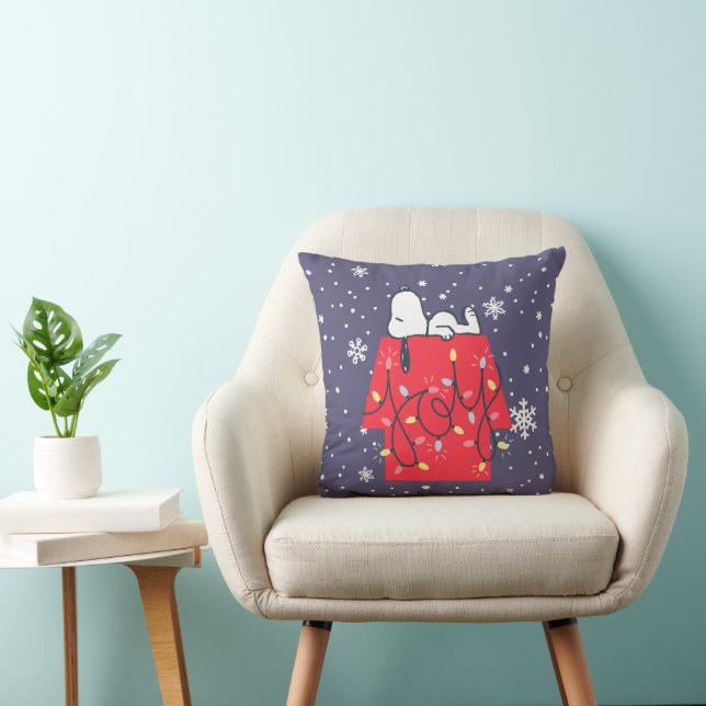 Peanuts | Snoopy's Holiday Dreamer Cushion (Chair)
