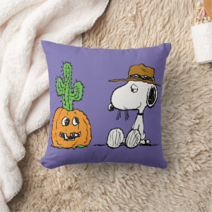 Peanuts   Spike's Desert Halloween Cushion