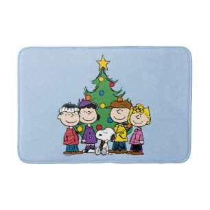 Peanuts   The Gang Around the Christmas Tree Bath Mat
