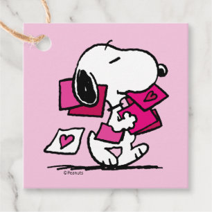 Peanuts   Valentine's Day   Snoopy With Valentines Favour Tags