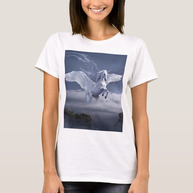 Pegasus in flight     T-Shirt (Front)