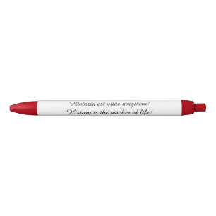 Pen with latin proverb  (History is the teacher .)
