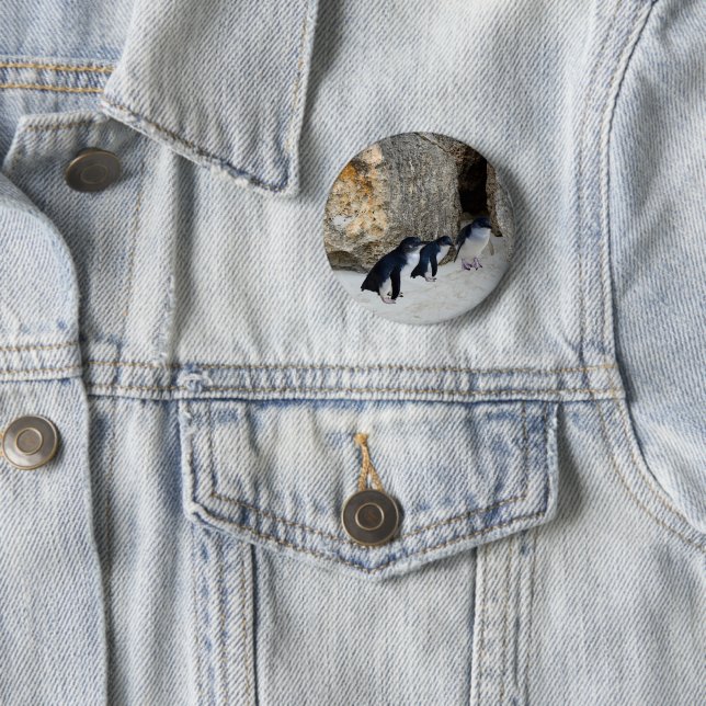 Penguin Beach House,    6 Cm Round Badge (In Situ)