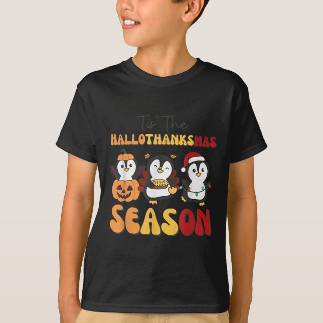 Penguin Christmas Halloween Tis' The Hallothanksma T-Shirt (Front)