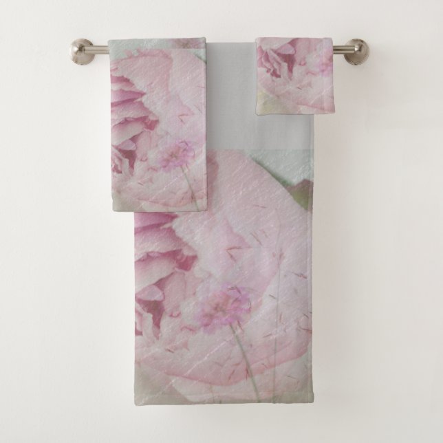 Peonies and Wildflowers Bath Towel Set (Insitu)
