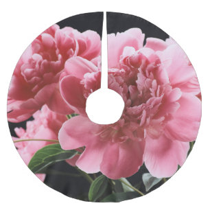 Peony Bouquet Closeup: Pink Red Brushed Polyester Tree Skirt