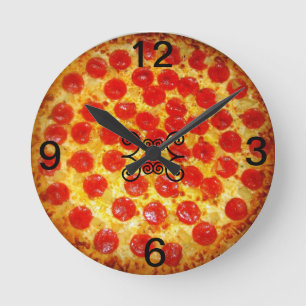 Pepperoni pizza clock