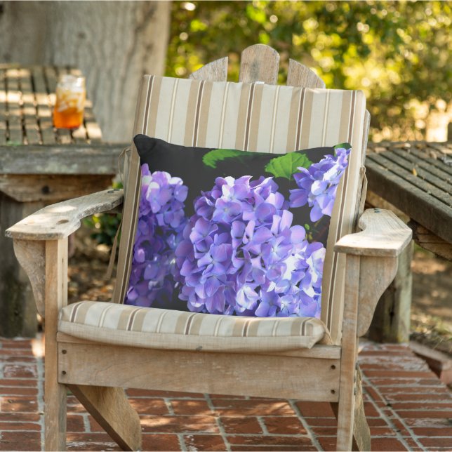 Periwinkle hydrangeas purple blue flower floral cushion (Chair)