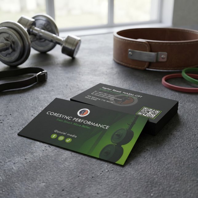 Personal Trainer Business | Elegant Black Card (Creator Uploaded)