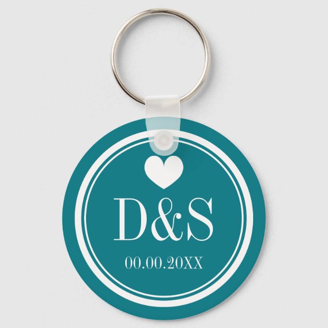 Personalised button keychains for newlywed couples (Front)