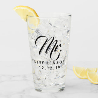 Personalised Custom Mr Mrs Couple Wedding His Hers Glass