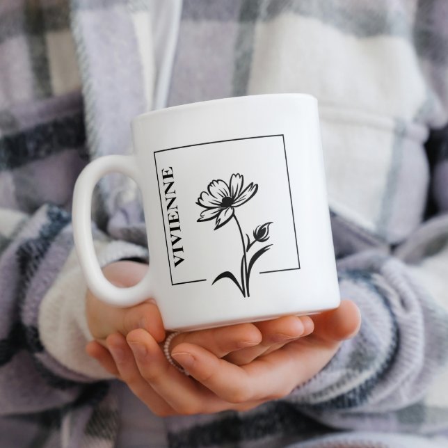 Personalised Daisy Mug – Timeless Gift of Elegance (Creator Uploaded)