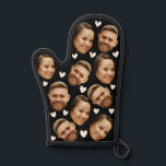 Personalised Face Custom Photo Heart Couple Black Oven Mitt<br><div class="desc">Funny Custom Oven Mitt & Pot Holder Set with Your Face,  and your lover Baking Gifts for Women or Men for Kitchen Cooking,  BBQ,  Grillin faces Photo pattern,  great gifts Whether it's a housewarming,  a friend's birthday,  wedding or any occasion.</div>