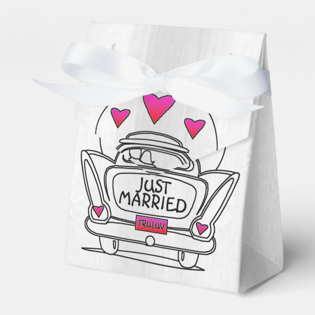 Personalised Just Married Honeymoon Car Favour Box (Front Side)