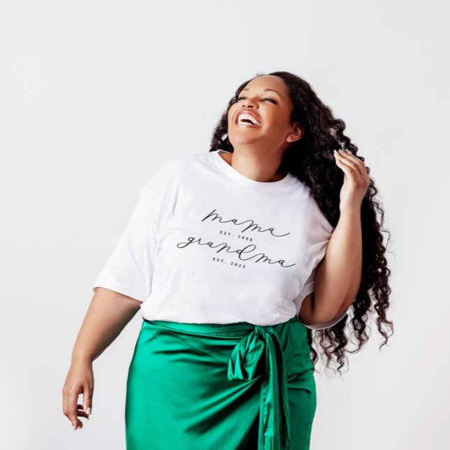 Personalised Mama/Grandma Cute Calligraphy Shirt (Creator Uploaded)