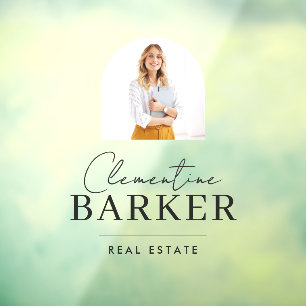 Personalised modern Real Estate Agent Photo