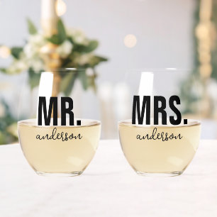 Personalised MR and MRS Name Wedding Newlywed  Stemless Wine Glass