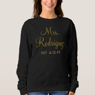Personalised Mrs Newlywed Custom Present for Bride Sweatshirt