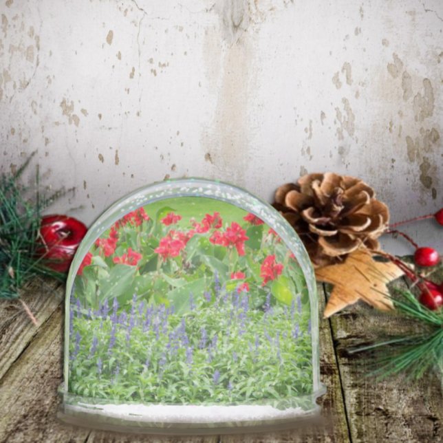Personalised Photo Snowglobe (Creator Uploaded)