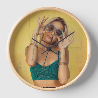 Personalised Photo Wall Clock – Custom Round Portr