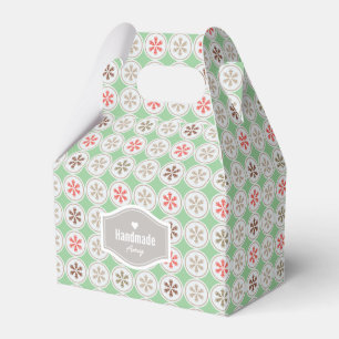 Personalised red green Chirstmas snowflake pattern Favour Box
