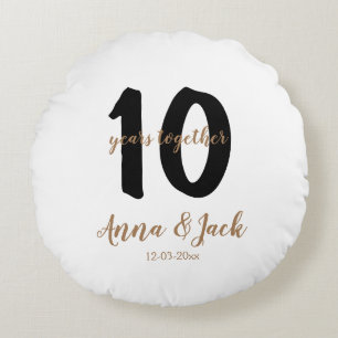 personalised simple 10 years anniversary name date round cushion