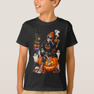 Personalised Skeleton Halloween Family & Friends C T-Shirt
