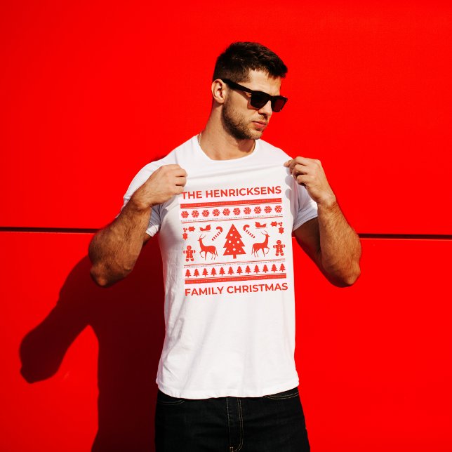 Personalised Ugly Sweater Style Family Christmas (Personalized Ugly Sweater Style Family Christmas T-Shirt)