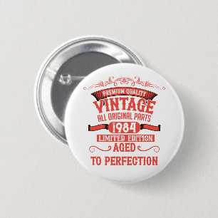 Personalised vintage 40th birthday red 6 cm round badge