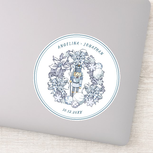 Personalizable Christmas Nutcracker Wreath Wedding (Detail)