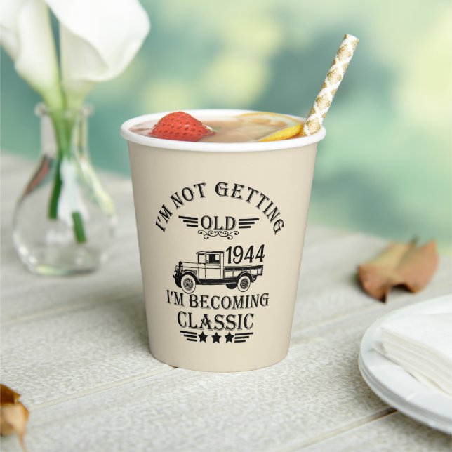Personalizd eighty vintage 80th birthday party paper cups (Insitu)