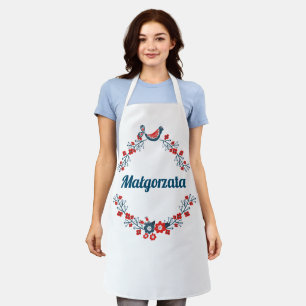 Personalized apron with folklore wreath 