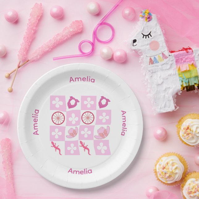Personalized Checkered Cowgirl Pattern Paper Plate (Party)