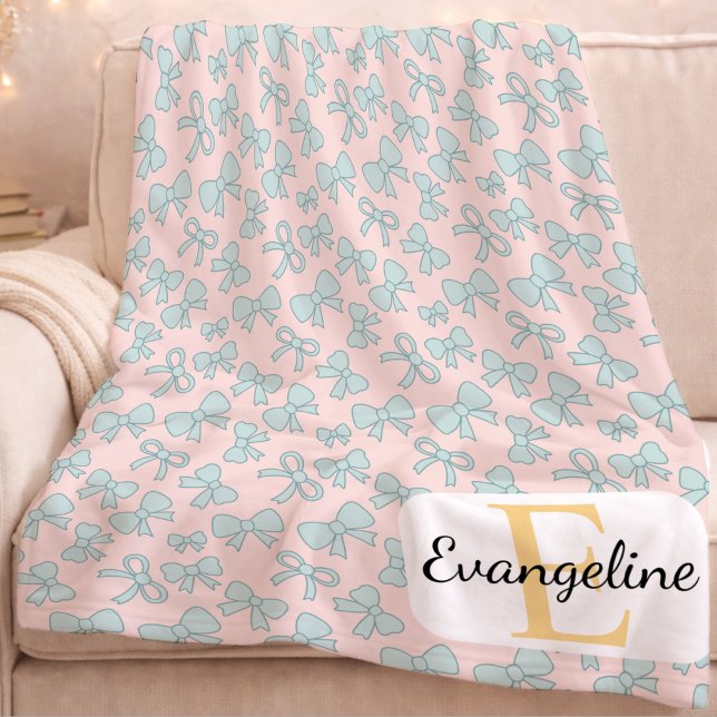 Personalized Soft Bow Pastel Aesthetic Pattern Fleece Blanket (Creator Uploaded)