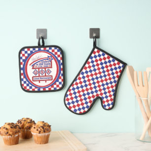 Personalized USA 250–Patriotic Retro Marquee Oven Mitt & Pot Holder Set