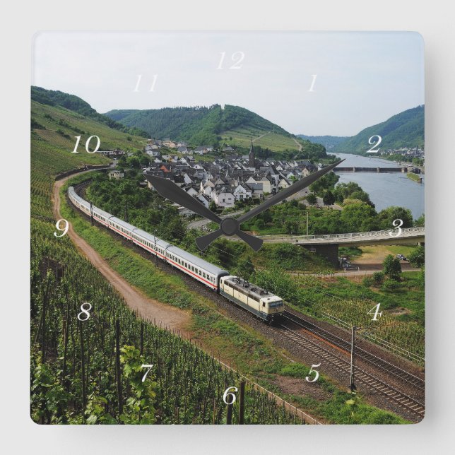 Personenzug in Neef Square Wall Clock (Front)