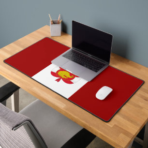 Peruvian flag-coat of arms desk mat
