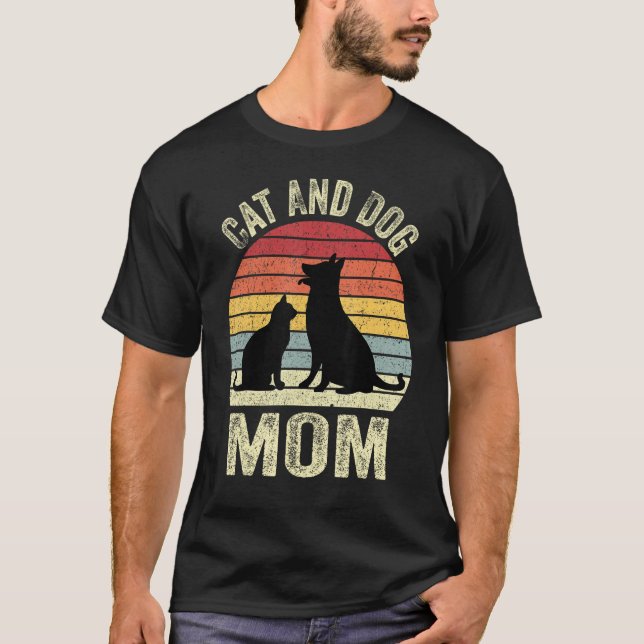 Pet Cat Dog Mom  Mothers Day For Women T-Shirt (Front)