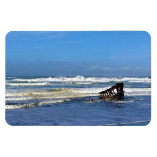 Peter Iredale Shipwreck, Oregon Coast Magnet