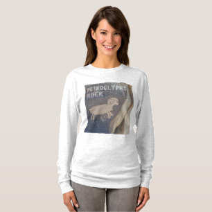 Petroglyphs Rock for geologists and art lovers! T-Shirt