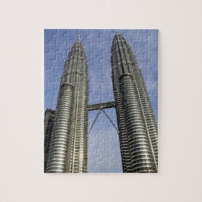 petronas towers jigsaw puzzle (Vertical)