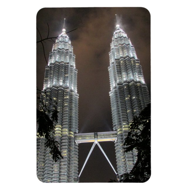 petronas towers night magnet (Vertical)