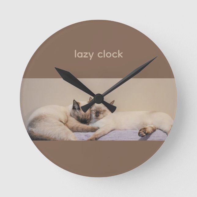 Pets Siamese Cats Round Clock (Front)