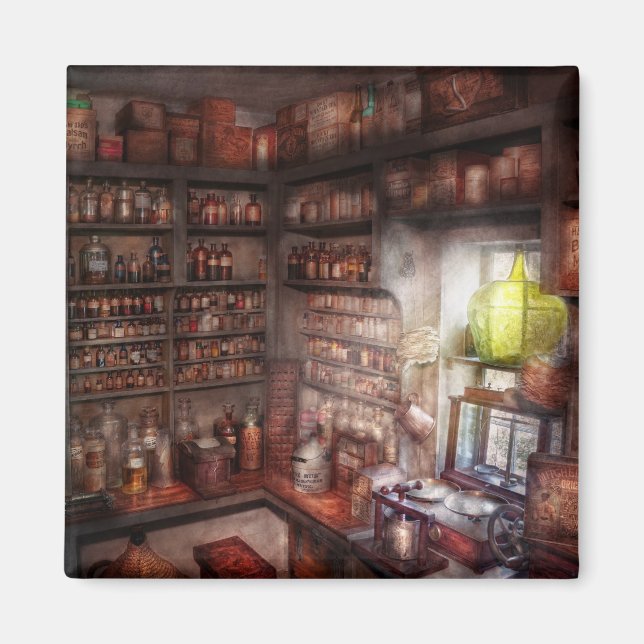 Pharmacy - Equipment - Merlin's Study Magnet (Front)