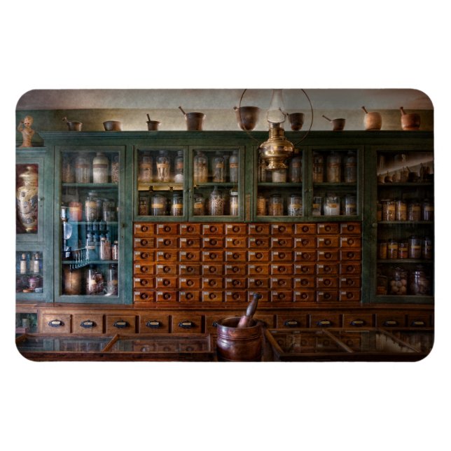 Pharmacy - Right behind the counter Magnet (Horizontal)