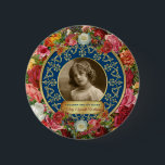 Photo Gold Gorgeous Roses Commemorative Dark Blue 6 Cm Round Badge<br><div class="desc">Give your favorite photograph a treat with this gorgeous, fancy roses and gold design. Lots and lots of beautiful, elegant vintage roses surround an ornate Baroque filigree-patterned frame waiting for your favorite portrait. Replace the sample photo with your own. Customize the text for a sweet, rose-scented, personalized gift. Perfect for...</div>