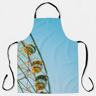 Photo of green Ferris wheel Apron